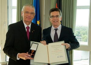 Duppre_Verdienstkreuz